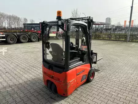 Carrelli elettrici 4 ruote 2014  Linde E12-01 / SIDE SHIFT / DUPLEX (8)