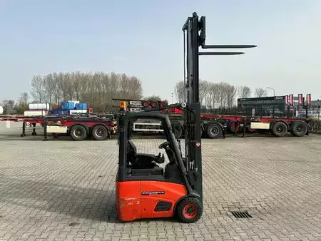 Chariots électriques à 4 roues 2014  Linde E12-01 E12-01 / SIDE SHIFT / DUPLEX (5)