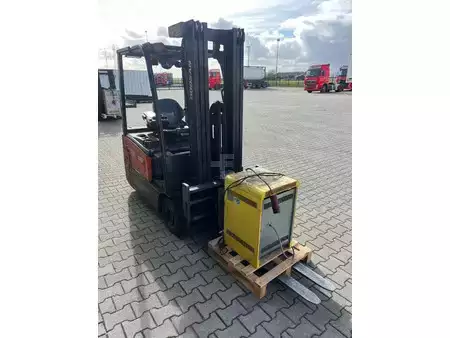 Elektrisk- 3 hjul 2015  Doosan B18-T7 triplexmast, ss electrisch (22)