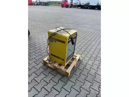 Eléctrico - 3 rodas 2015  Doosan B18 T7 triplexmast, ss electrisch, BATTERY NOT CHARGING (18)