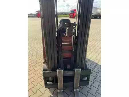 Sähkö - 3 pyör 2004  Cesab CBE 15T CESAB CBE 15T electric / triplex / sideshift (17)