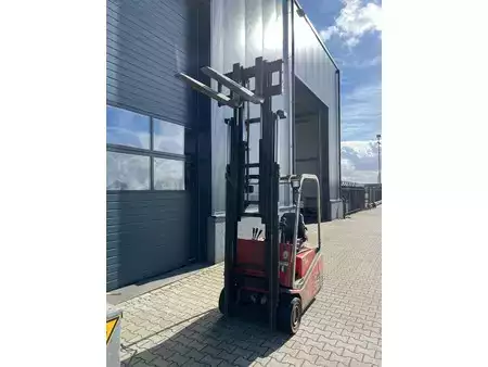 Sähkö - 3 pyör 2004  Cesab CBE 15T CESAB CBE 15T electric / triplex / sideshift (19)