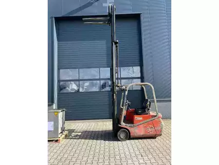 Sähkö - 3 pyör 2004  Cesab CBE 15T CESAB CBE 15T electric / triplex / sideshift (6)