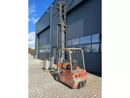 Elektro tříkolové VZV 2004  Cesab CBE 15T CESAB CBE 15T electric / triplex / sideshift (7)