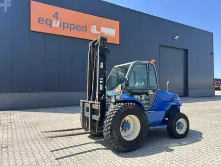 Chariots élévateurs tout terrain 2000  Manitou M26-4 rough terrain forklift YOM 06/2000 4x4, CE-marked (motor needs some Love&Care) (1)