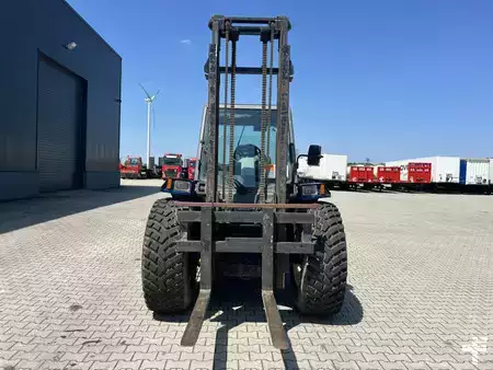 Chariots élévateurs tout terrain 2000  Manitou M26-4 rough terrain forklift YOM 06/2000 4x4, CE-marked (motor needs some Love&Care) (2)