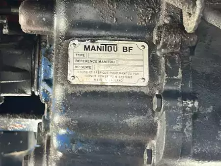 Chariots élévateurs tout terrain 2000  Manitou M26-4 rough terrain forklift YOM 06/2000 4x4, CE-marked (motor needs some Love&Care) (38)