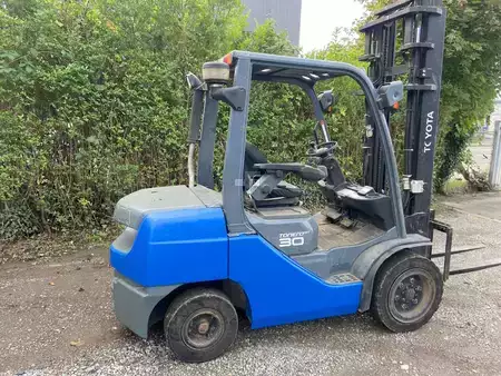Diesel gaffeltruck 2017  Toyota Tonero 30 06-8FD30F (6)