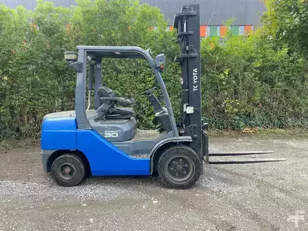 Diesel gaffeltruck 2017  Toyota Tonero 30 06-8FD30F (1)