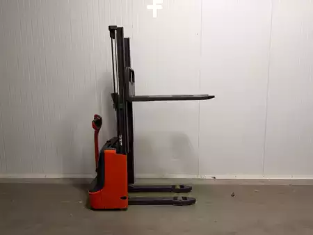 Pallet Stackers 2018  Linde L10 (3)