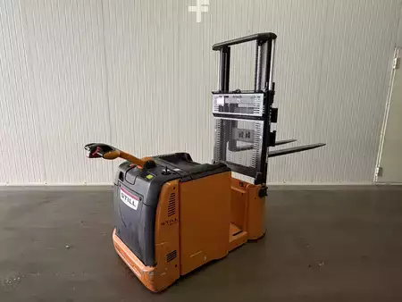 Stacker pedestre 2015  Still EXG 12 (1)