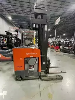 Reach Trucks 2019  Toyota 9BRU23 (1)