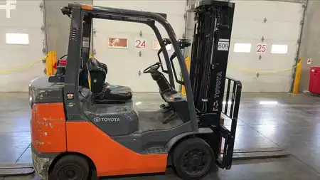 Propane Forklifts 2020  Toyota 8FGCU30 (1)