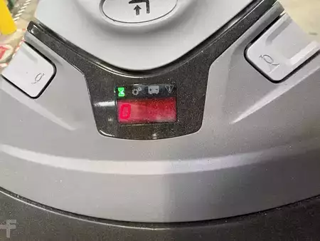 Patín Eléctrico 2025  Toyota 8HBE30 (7)