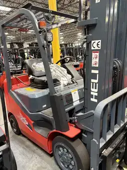 Propane Forklifts 2022  Heli CPYD25C-M1H (1)