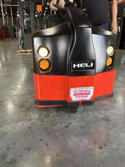 Tow Tractor 2022  Heli QYD20S-J3G2LI (3)