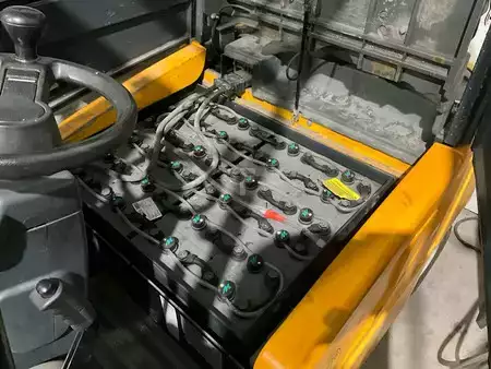 Empilhador diesel 2002  Jungheinrich EFG-Vac 16 (26)