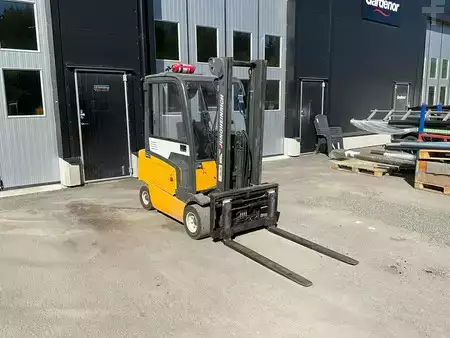Empilhador diesel 2002  Jungheinrich EFG-Vac 16 (4)
