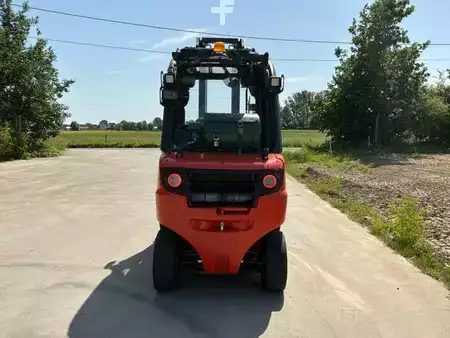 Diesel heftrucks 2019  Linde H30 EVO (6)