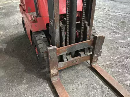 Diesel heftrucks - Steinbock Boss DFG2C/L (17)