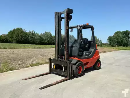 Diesel heftrucks 2001  Fenwick H30D 03 (1)