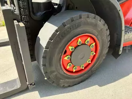 LPG heftrucks 2015  Linde H40 EVO (15)