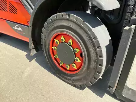 LPG heftrucks 2015  Linde H40 EVO (16)