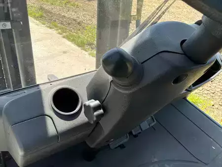 LPG heftrucks 2015  Linde H40 EVO (24)