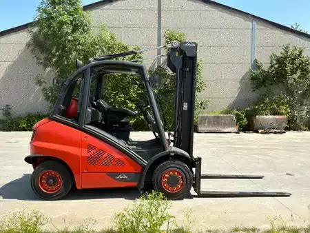 LPG heftrucks 2015  Linde H40 EVO (4)