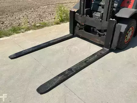 LPG heftrucks 2015  Linde H40 EVO (9)