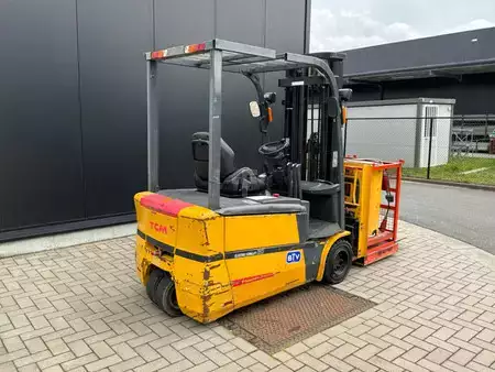 4-wiel elektrische heftrucks 2013  TCM FTB20-7 (6)