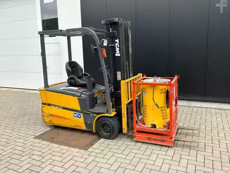 4-wiel elektrische heftrucks 2013  TCM FTB20-7 (8)
