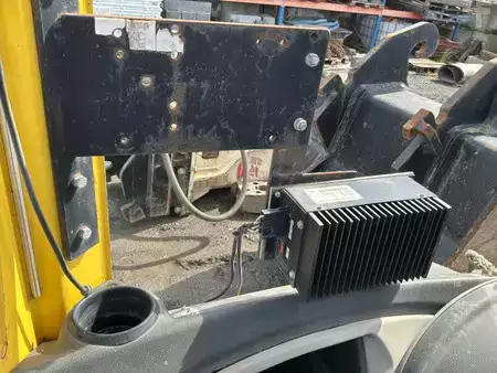 4-wiel elektrische heftrucks 2013  Hyster  (8)