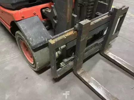 LPG VZV 2005  Fenwick H16T-03 (18)