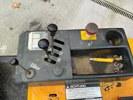 Elektryczne 3-kołowe 1991  Steinbock Boss LE13-50 MK IV-A-1 (19)