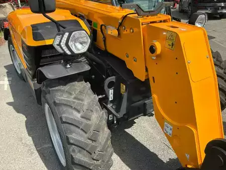 Verreikers (vast) 2023  Dieci Mini Agri 26,6 NLC190 (11)