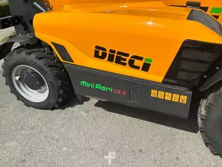 Verreikers (vast) 2023  Dieci Mini Agri 26,6 NLC190 (18)