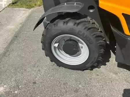 Verreikers (vast) 2023  Dieci Mini Agri 26,6 NLC190 (19)