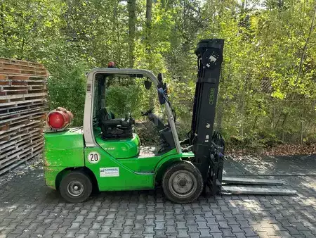 Chariots élévateurs diesel 2014  Cesab M335G (4)