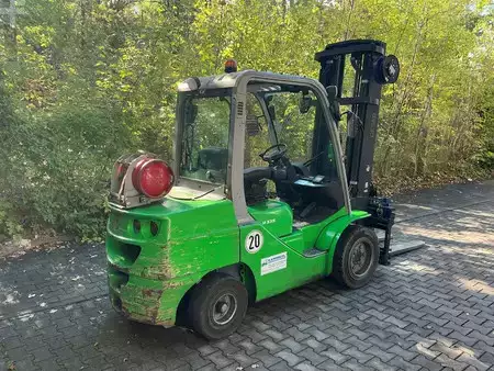 Chariots élévateurs diesel 2014  Cesab M335G (5)