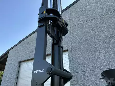 Elektryczne 3-kołowe 2021  Linde R14HD-01 (13)