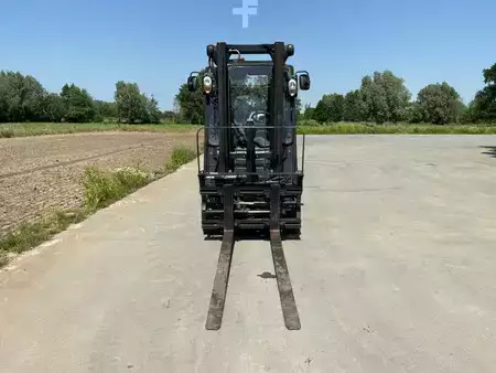 Elektro čtyřkolový VZV 2019  Linde E25-01 (2)