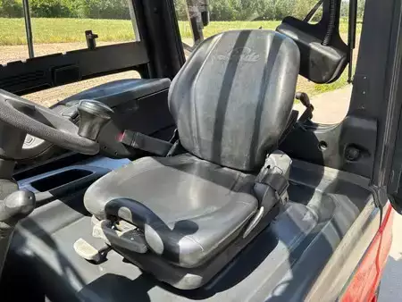 Elektro čtyřkolový VZV 2019  Linde E25-01 (31)