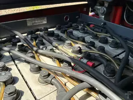 Elektro čtyřkolový VZV 2019  Linde E25-01 (40)