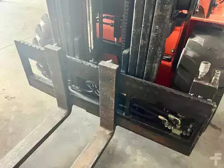 Dieselstapler - Mast Explorer H15D 4WD (5)
