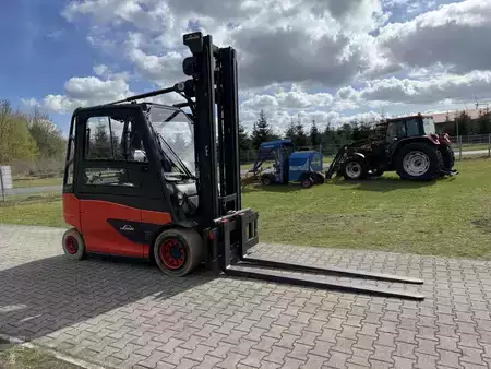 Elektromos 4 kerekű 2017  Linde E50HL-01 (4)