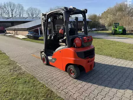 Treibgasstapler 2016  Linde H16T-01 EVO Triplex (2)