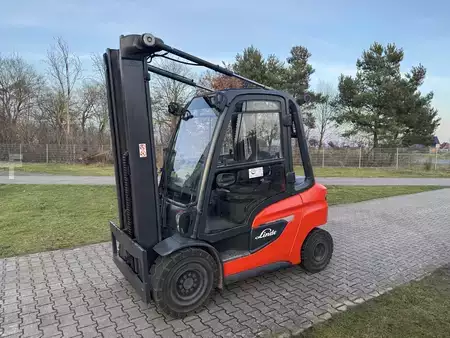 Wózki widłowe diesel 2020  Linde H30D-01/1202 (1)