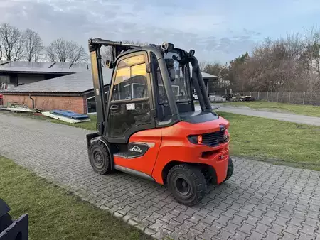 Wózki widłowe diesel 2020  Linde H30D-01/1202 (2)