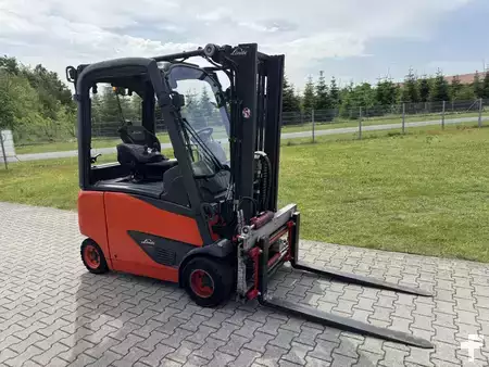 Elektro 4 Rad 2015  Linde E18PH-02 EVO (4)